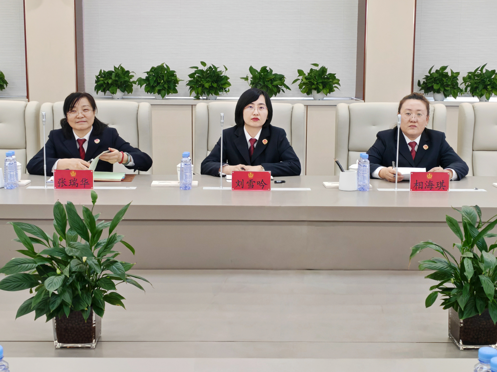 联席2.jpg